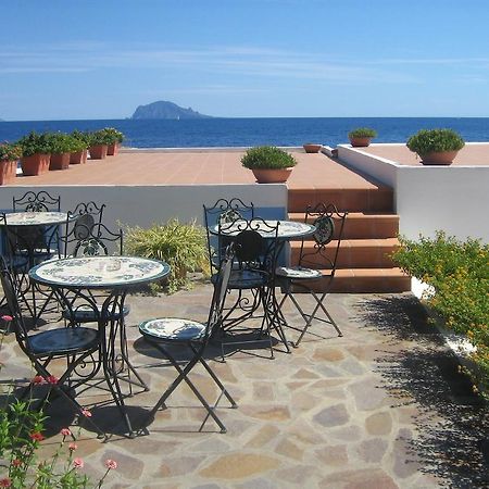 Hotel Punta Barone Санта Марина Салина Екстериор снимка