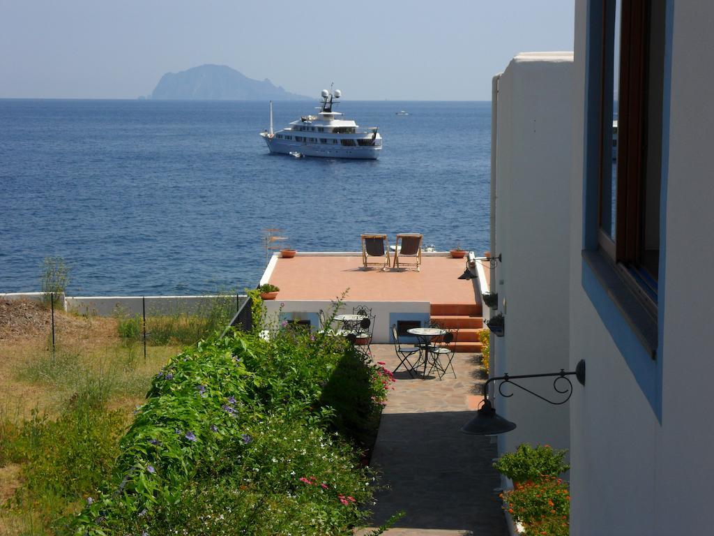 Hotel Punta Barone Санта Марина Салина Екстериор снимка