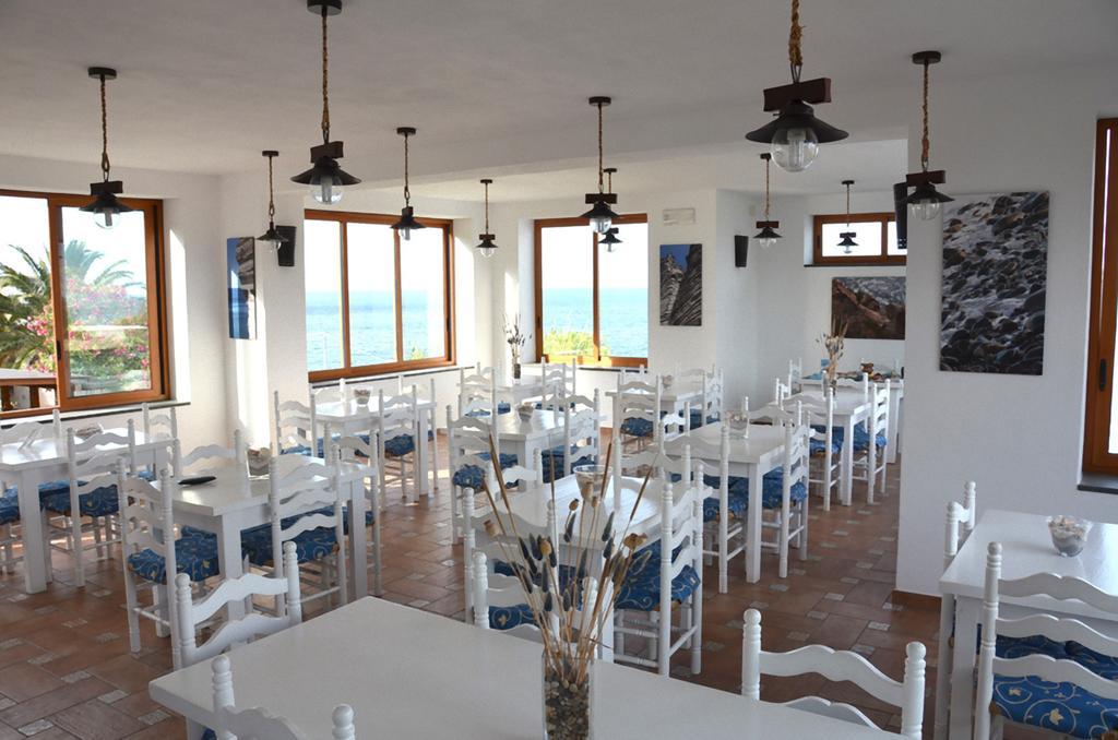 Hotel Punta Barone Санта Марина Салина Екстериор снимка